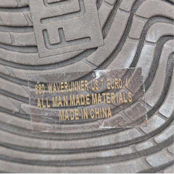 Flojos Waverunner Men's Sporty Flip Flop Sandal Textured Brown Size US7 EU41 - Picture 9 of 10